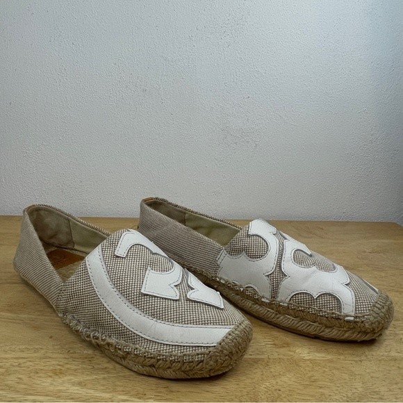 Tory Burch Lonnie Beige and White Woven Canvas Flats Espadrilles Size 9 - Picture 8 of 13